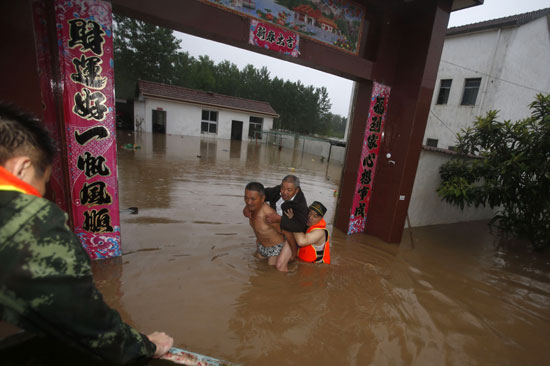 فيضانات فى الصين (2)