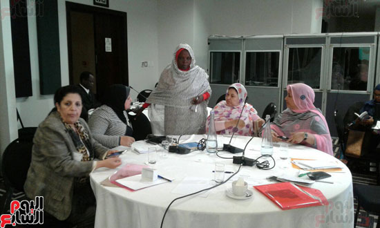 1مى محمود تشارك بمؤتمر صندوق الأمم المتحدة للسكان وتجمع نساء البرلمان الأفريقى (3)