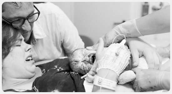 اول-نظرة-للمولود-ـ-صور-بعد-الولادة-(8)