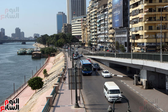 سيولة مرورية فى ميدان التحرير وشوارع وسط البلد  (11)