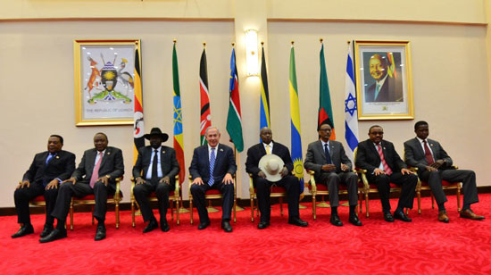 نتانياهو يواصل جولته الإفريقية بلقاء رجال أعمال كينيين (2)