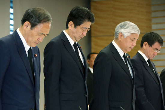 رئيس-الوزراء-اليابانى-شينزو-آبى-(1)