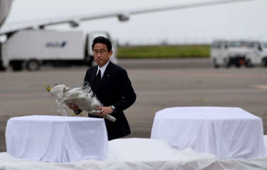 رئيس-الوزراء-اليابانى-شينزو-آبى-(8)