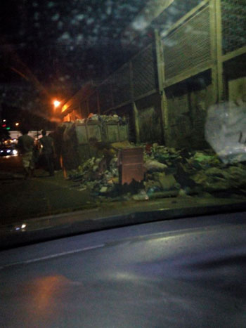 القمامة المنتشرة بشوارع حى المتزه (2)