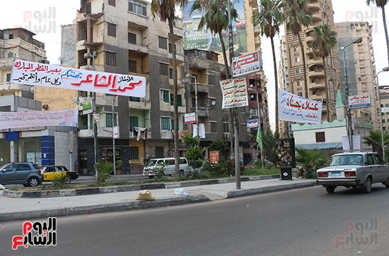 لافتات المرشحين تملاء ميدان الإبراهيمية (4)