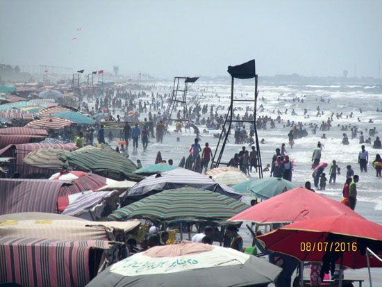 شاطئ بورسعيد (1)