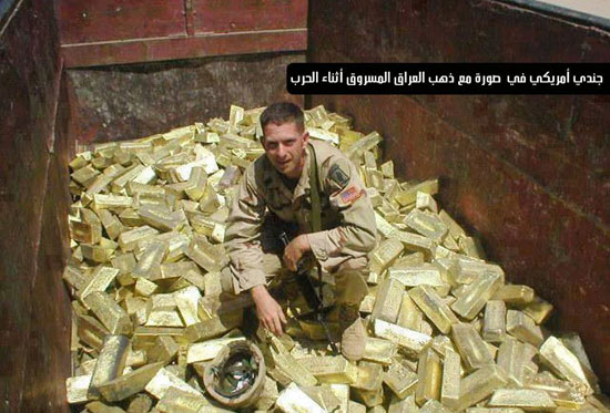 جندى-أمريكى-باشحنة-ممتلئة-بالذهب-خلال-غزو-العراق
