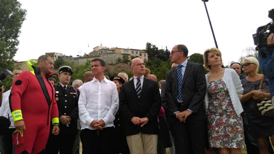 الوزيران يتابعان عملية التدريب على الإنقاذ البحرى -اليوم السابع -8 -2015 الوزيران يتابعان عملية التدريب على الإنقاذ البحرى -اليوم السابع -8 -2015