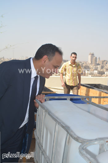 الدكتور محمود صقر يتفقد أحواض السمك -اليوم السابع -8 -2015