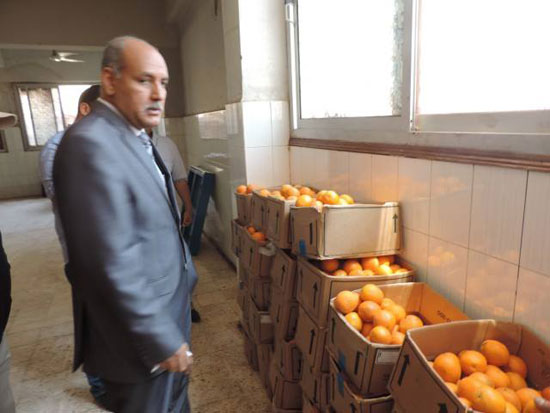 مدير أمن أسوان  يتفقد المطبخ الخاص بقوات الأمن -اليوم السابع -8 -2015