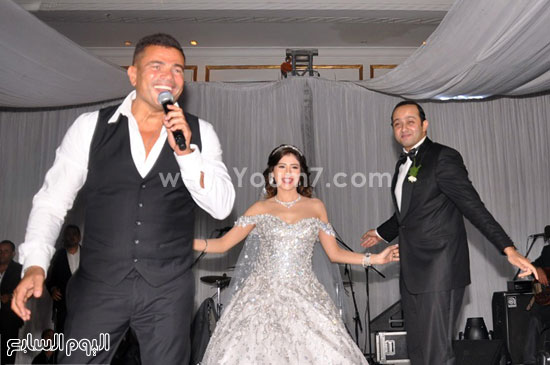 	العروسان وعمرو دياب -اليوم السابع -8 -2015