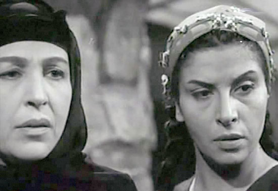  مشهد من فيلم بداية ونهاية يجمع الأم والابنة -اليوم السابع -8 -2015