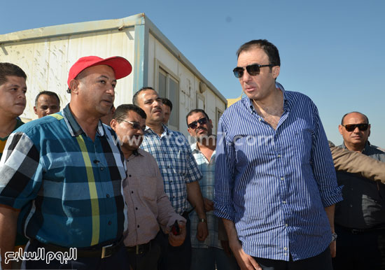المحافظ يتابع أعمال إنشاء محطة الصرف  -اليوم السابع -8 -2015