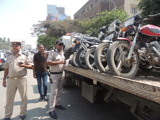 ضبط عدد كبير من الدراجات النارية بدون  لوحات معدنية بطنطا -اليوم السابع -8 -2015