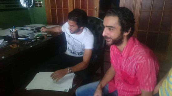 	مروان محسن يوقع على عقود الانضمام للدراويش  -اليوم السابع -8 -2015