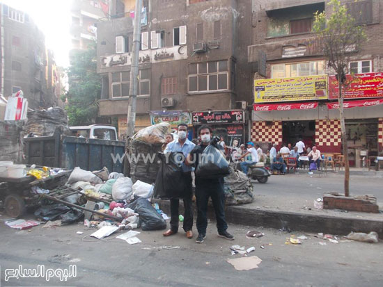شباب حملة ابدأ بنفسك ينظفون القاهرة  -اليوم السابع -8 -2015