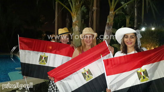 نادية الجندى ووفاء عامر وبوسى شلبى يحتفلن بقناة السويس فى مارينا -اليوم السابع -8 -2015