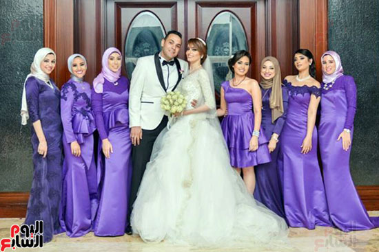  تامر حسنى يفاجئ ابنة الشهيد مصطفى إبراهيم الخطيب فى حفل زفافها (12)