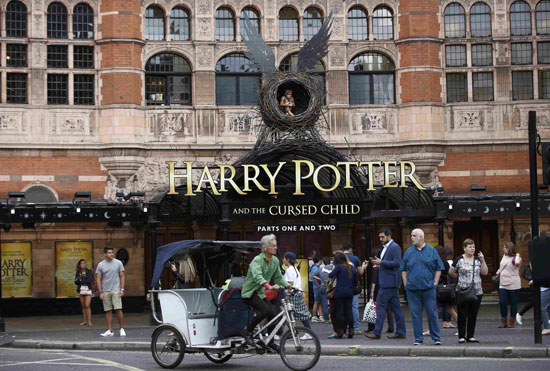 1تذاكر مسرحية هارى بوتر مباعة حتى مايو 2017 (5)