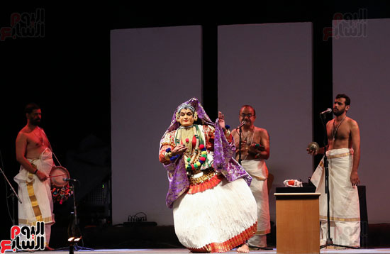 1فرقة الرقص الشعبى الهندية تشعل مكتبة الإسكندرية فى مهرجان الصيف (2)