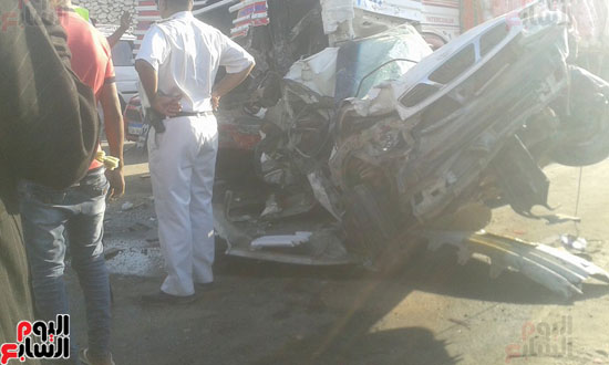 حادث مرورى بطريق إسكندرية الصحراوى دون إصابات (3)