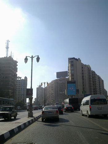 انتشار القمامة وإنارة أعمدة الكهرباء نهارا بالإسكندرية (3)