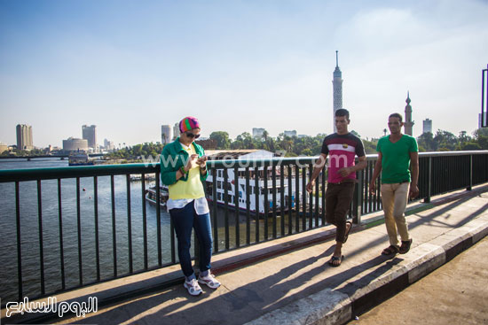 	كوبري 6 اكتوبر من الاستمتاع بنهر النيل للاستمتاع بالدردشة مع الاصدقاء ومتابعة الفيسبوك -اليوم السابع -9 -2015