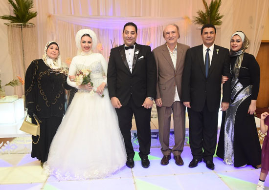 المخرج هانى إسماعيل مع العروسين  -اليوم السابع -9 -2015