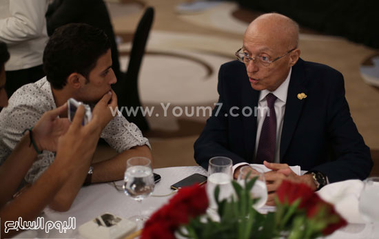 سامح سيف اليزل متحدثاً للزميل محمد مجدى السيسى -اليوم السابع -9 -2015 سامح سيف اليزل متحدثاً للزميل محمد مجدى السيسى -اليوم السابع -9 -2015