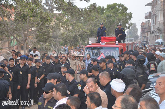 	جانب من تشييع جثمان اللواء شهيد العريش  -اليوم السابع -9 -2015