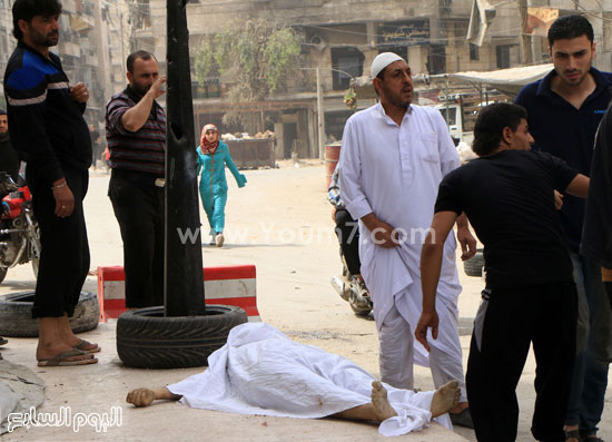 	أفاد المرصد السورى بأن 18 مدنى على الأقل قتلوا وأصيب العشرات بجروح. -اليوم السابع -9 -2015