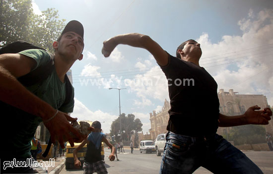 اشتباكات بين الفلسطينيين وقوات الاحتلال الإسرائيلى -اليوم السابع -9 -2015