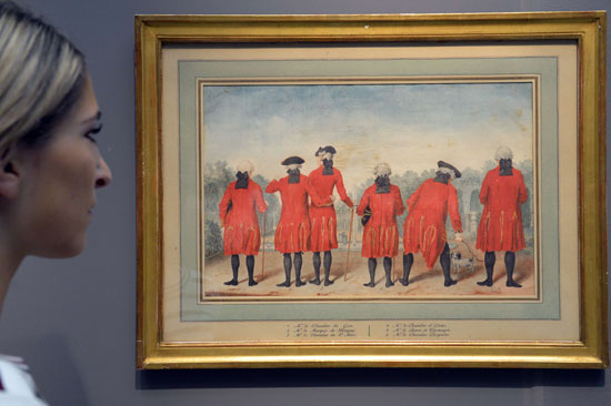 أحد اللوحات المملوكة لأسرة الملك لويس الـ 13 والتى تم عرضها حاليا للبيع -اليوم السابع -9 -2015