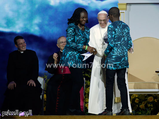 البابا يحيى عائلة من نيجيريا  -اليوم السابع -9 -2015