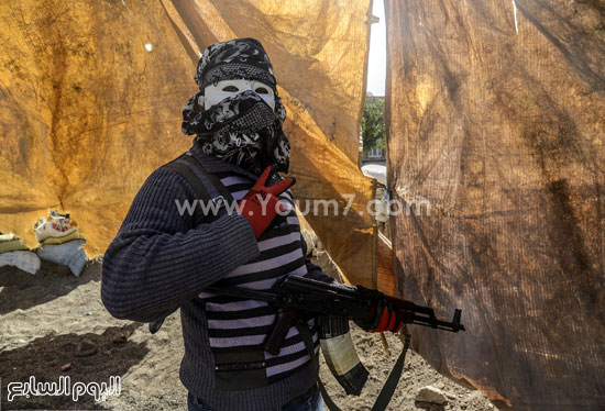 	المسلحون من حزب العمال الكردستانى فى منطقة ديار بكر فى تركيا -اليوم السابع -9 -2015