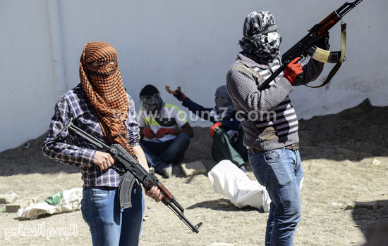 	المسلحون من حزب العمال الكردستانى 