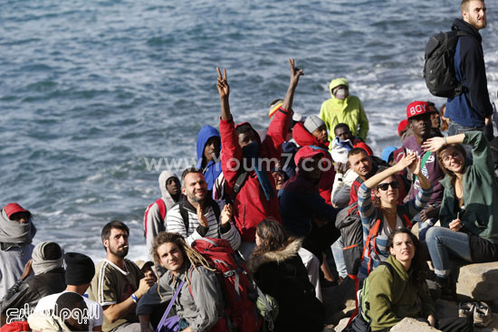  عشرات المهاجرين يرابطون على الحدود  -اليوم السابع -9 -2015