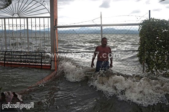 فيضان بحيرة كويوكا فى أكابولكو. -اليوم السابع -9 -2015
