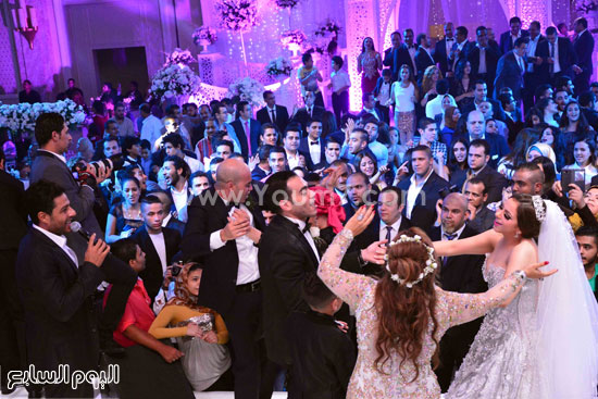 رقصات العروسين مع حماقى -اليوم السابع -9 -2015