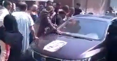 مرشح  الرشوة الانتخابية  :ظلمونى وإحنا محترمين وماشيين بالحب والمودة  