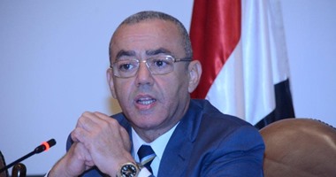 حسام كمال وزير الطيران المدنى