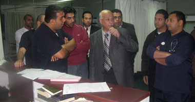 الوزير خلال الزيارة
