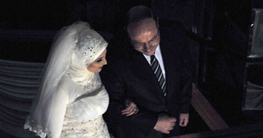 النائب العام وابنته خلال حفل الزفاف