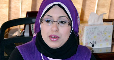 الدكتورة نبيلة السعدى أخصائية التواصل بالمركز المصرى للاستشارات الأسرية والزوجية