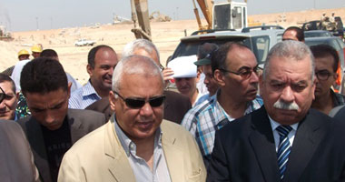  جانب من جولة وزير الرى بمحافظة أسيوط