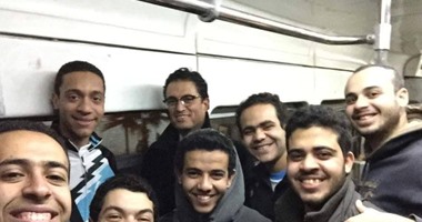 سيلفى هانى المسيرى مع شباب الإسكندرية