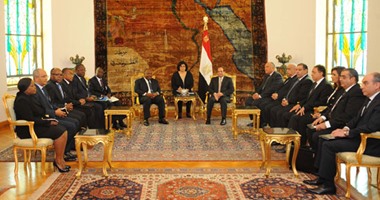 رئيس الجابون: مصر قوة اقتصادية كبيرة فى إفريقيا ونتطلع لزيارة السيسى  