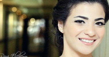 مكياج سريع وبسيط يتناسب مع يوم عملك الطويل