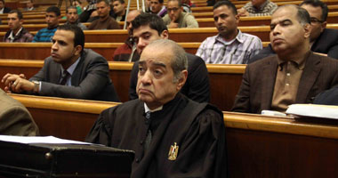 الديب: مبارك لن يبقى فى المستشفى ووضعه قيد الإقامة الجبرية "سخافة"