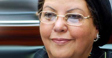 عائشة عبد الهادى وزيرة القوى العاملة
